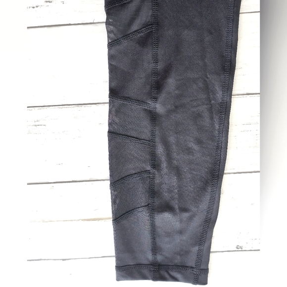 Head Attitude High Rise Leggings Mesh detail Dri-Motion Hidden Pocket Size Small - Picture 11 of 11